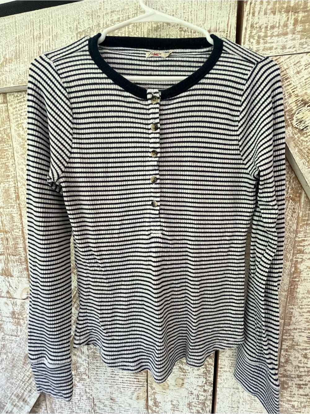 Faherty Women’s Striped Long-Sleeve Henley Top - Black & White Sz Large